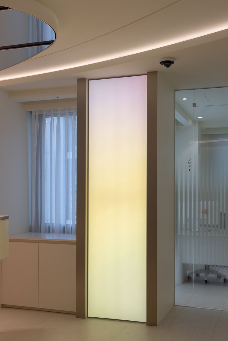 Lobby light wall, Beauty Z Skin Clinic Myeongdong