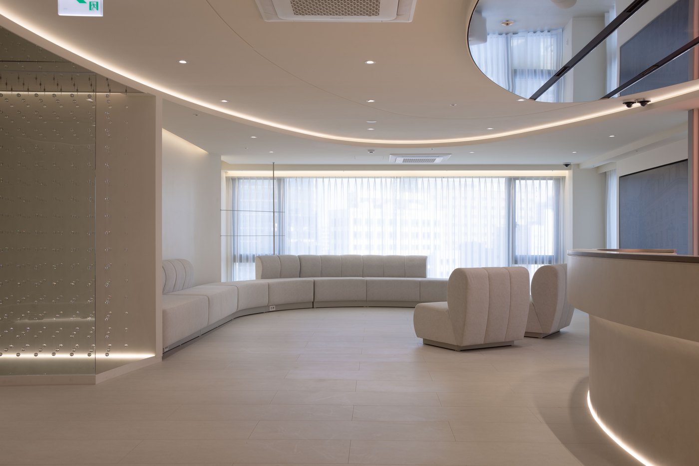 Waiting lounge, Beauty Z Skin Clinic Myeongdong
