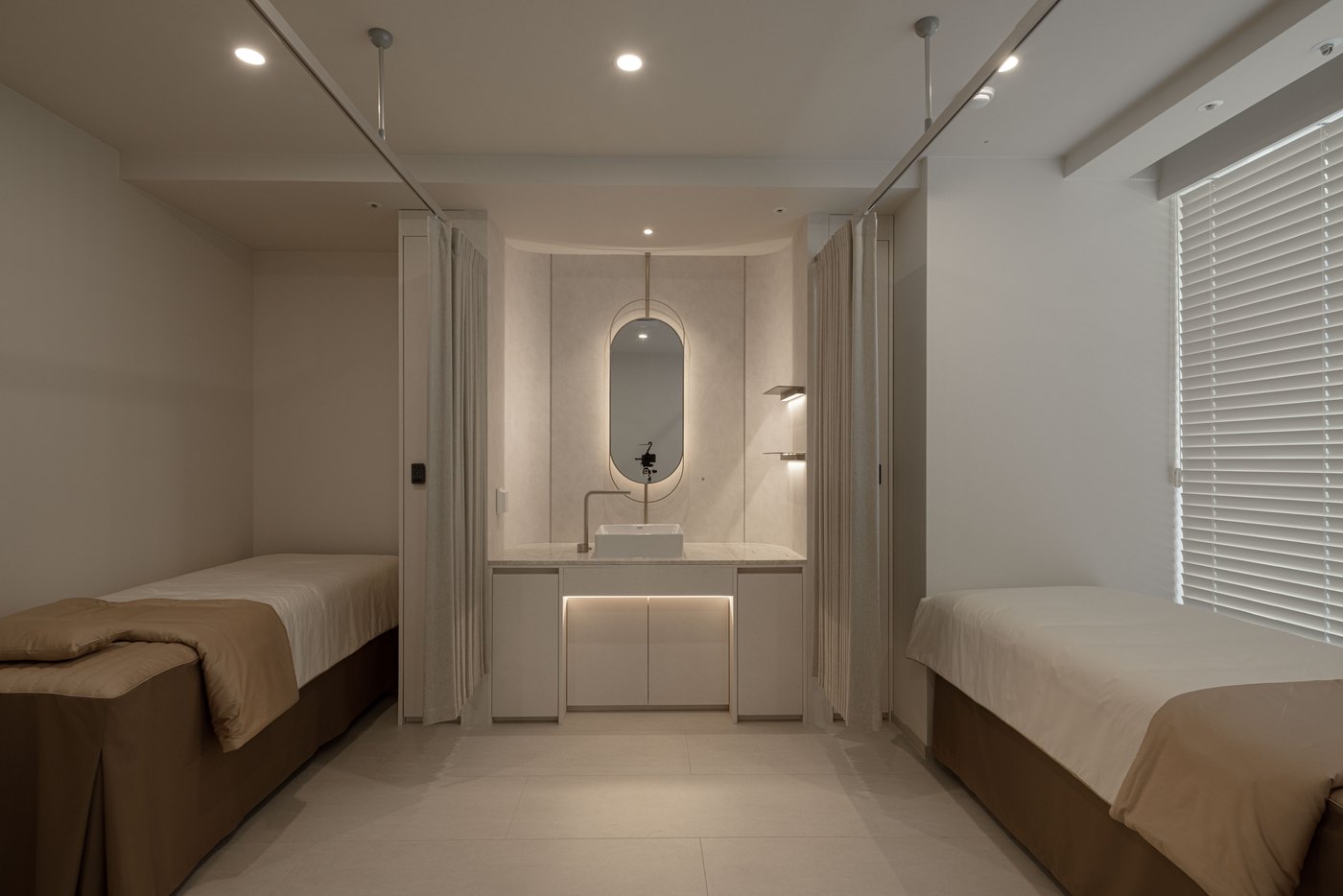 Treatment room, Beauty Z Skin Clinic Myeongdong